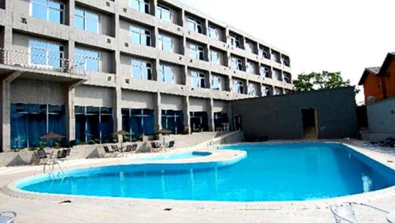 Golden Royale Hotel Enugu Eksteriør billede