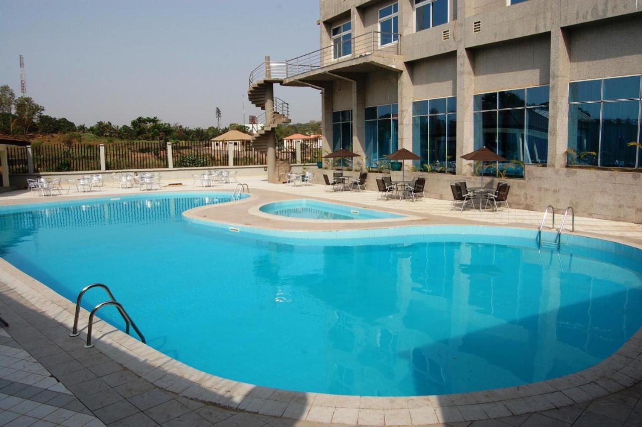 Golden Royale Hotel Enugu Eksteriør billede